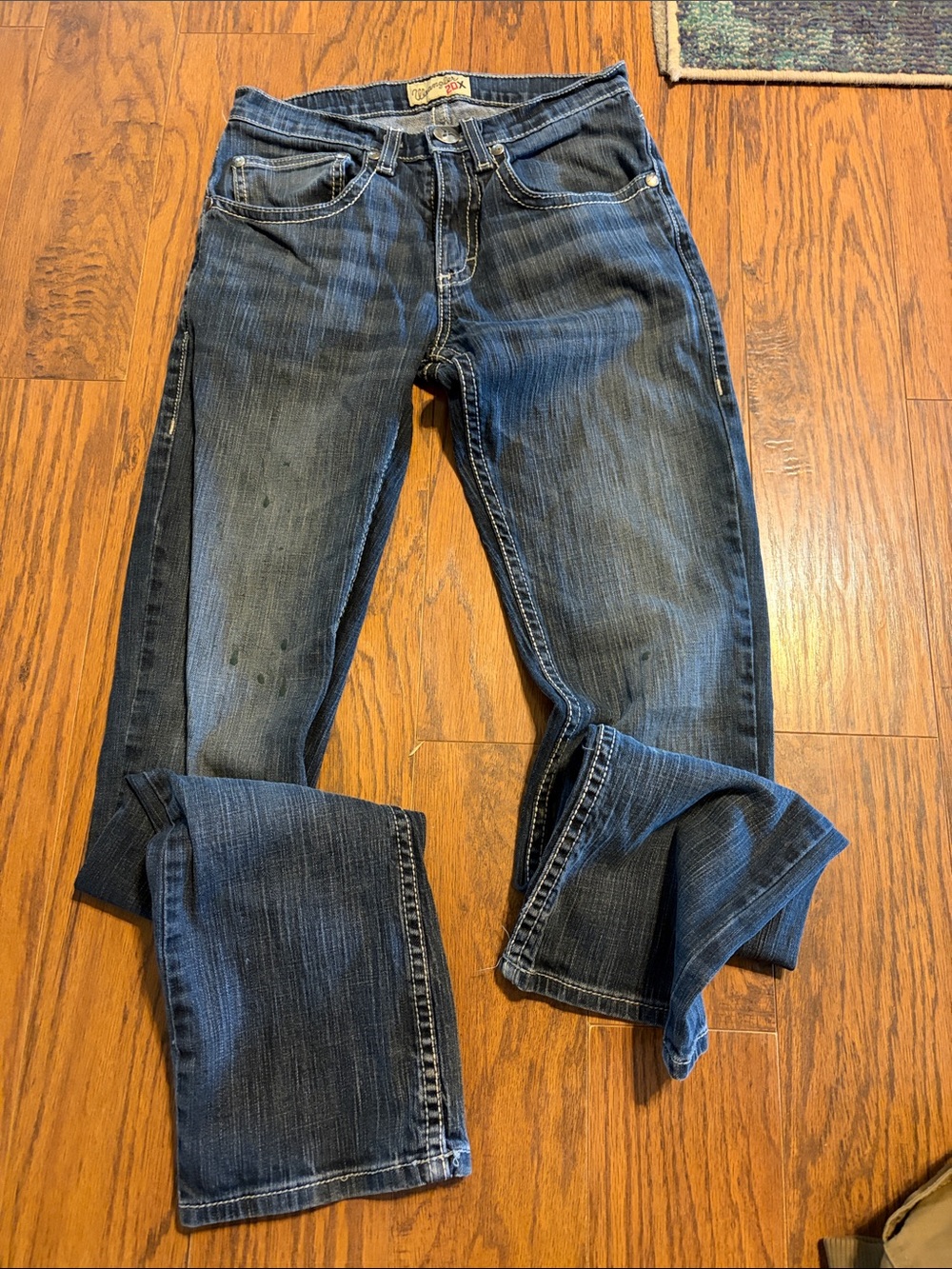 Wrangler Men's Boot Cut Jeans in Faded Blue Denim